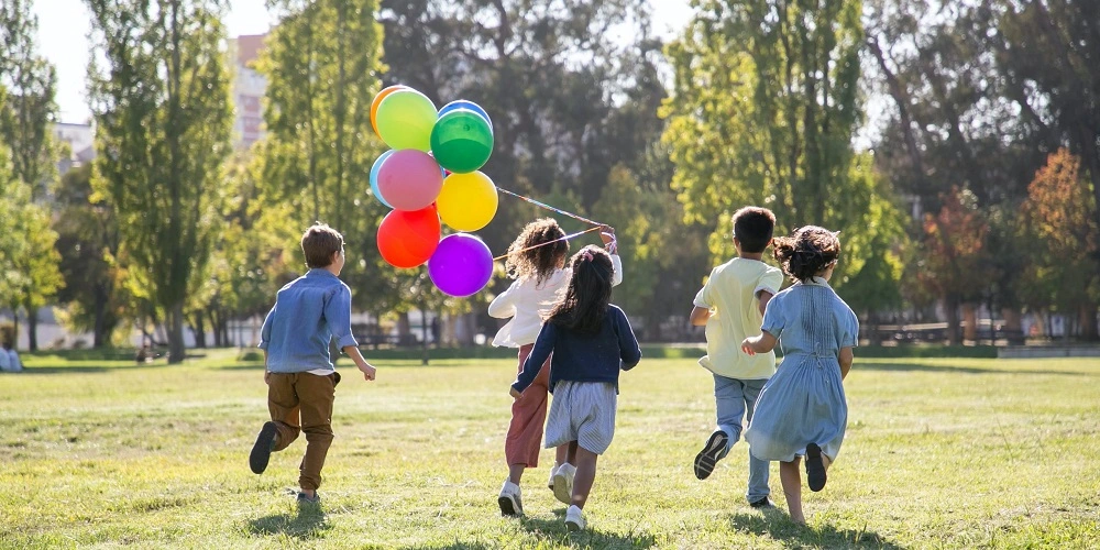 Perruque Soldes -Perruque Soldes activites educatives avec des ballons4